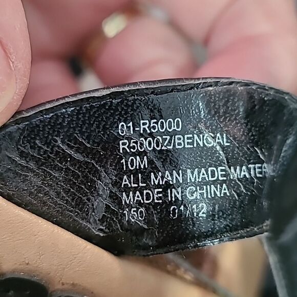 Rialto Wedge Sandals, Black with Stripe Heel, Size 10 Shoes - Picture 7 of 7